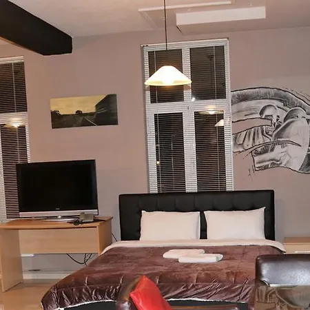 Hotell Ambasador 4*